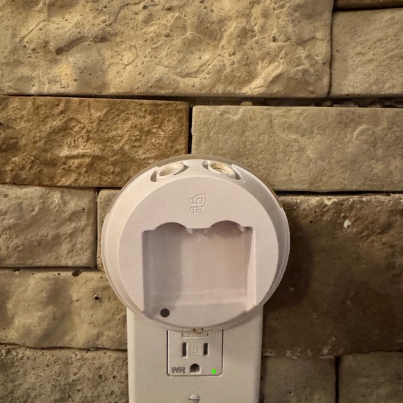 PURA | smart home diffuser - Picture 5 of 7